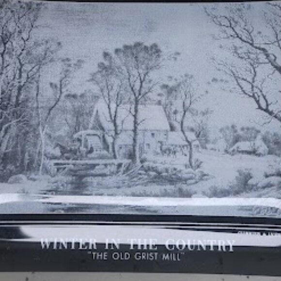 Vintage House Glass Currier & Ives Ash Tray or Trinket Box Winter in the Country - Picture 2 of 2